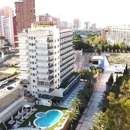 מלון Park 3*